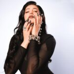 Shruti Haasan Instagram - Last night I did a 🔪 🫀 . . . Styled by @profanayty Assisted by @kashishsinhaaa Outfit @roologyofficial Hand stack and earrings @simranchhabrajewels @ascend.rohank Ring @swarovski Nails @clawcupid Make up @devikajodhani Hair @noori_hairstylist Assisted by @iqraannsari Shot by @samrat.02