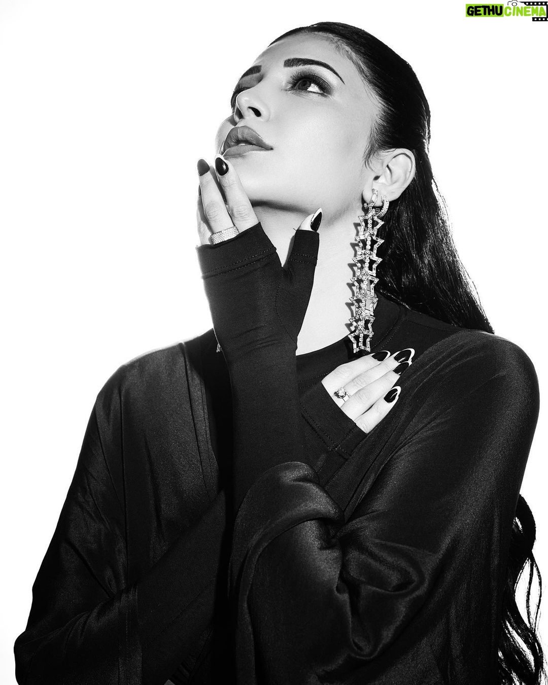 Shruti Haasan Instagram - “We are the granddaughters of the witches you couldn’t burn “ . . . . Styled by @surbhishukla In @_huemn @louboutinworld @swarovski 💄 @prakatwork 💇🏻♀️ @noori_hairstylist 📸 @sandeep.mv