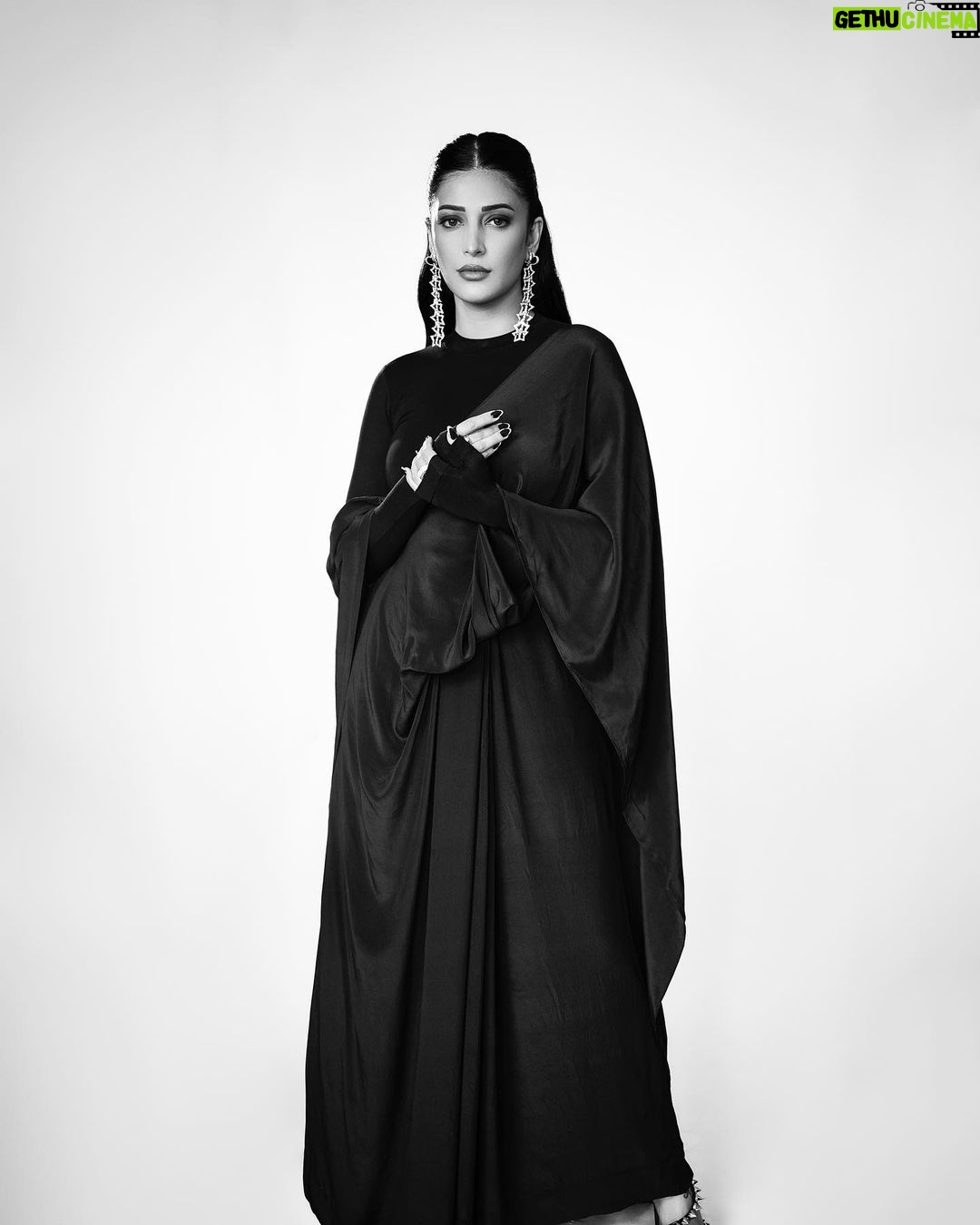 Shruti Haasan Instagram - “We are the granddaughters of the witches you couldn’t burn “ . . . . Styled by @surbhishukla In @_huemn @louboutinworld @swarovski 💄 @prakatwork 💇🏻♀️ @noori_hairstylist 📸 @sandeep.mv