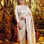 Shruti Haasan Instagram - When I do go white I go hard 😅 💎🧿 . . . 📸 @dimensions.dmns Hmu @prakatwork Styled by @pallavi_85