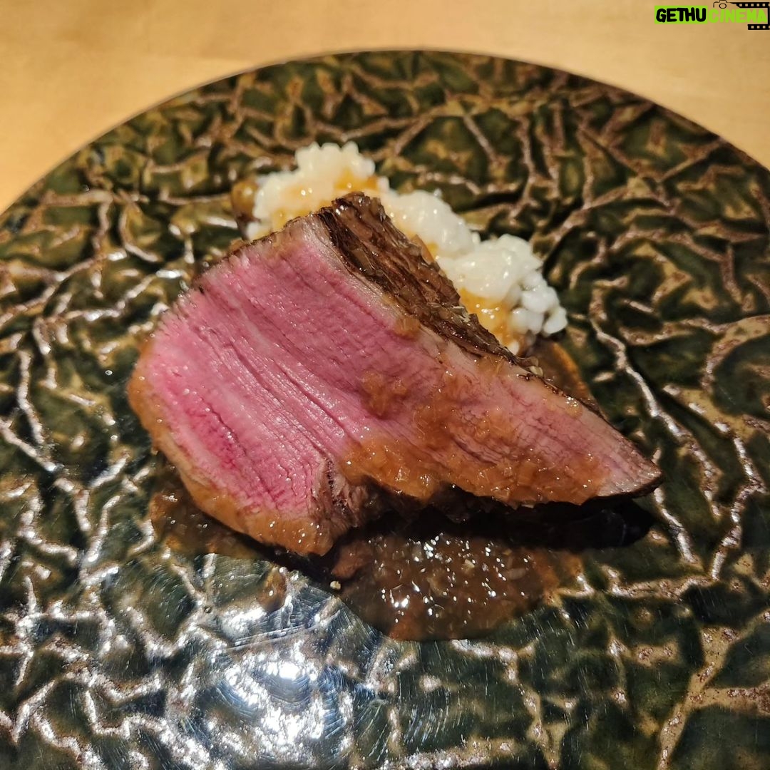 Shunsuke Ito - 3K Likes - CHEF-1グランプリでお世話になった福岡の山下シェフのお店にやっとこれました!全ての料理の説明を聞きましたが旨ぎて全て忘れました!
旨い旨い言ってたら『普段なに食べてるんですか?』と聞いてきたスタッフさんだけ睨み付けときました!
福岡にいらっしゃる際には是非!
すいません3枚目の写真だけ間違って1口食べちゃいました
https://tabelog.com/fukuoka/A4001/A400105/40042997/