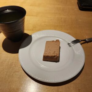 Shunsuke Ito Instagram - CHEF-1グランプリでお世話になった福岡の山下シェフのお店にやっとこれました！全ての料理の説明を聞きましたが旨ぎて全て忘れました！
旨い旨い言ってたら『普段なに食べてるんですか？』と聞いてきたスタッフさんだけ睨み付けときました！
福岡にいらっしゃる際には是非！
すいません３枚目の写真だけ間違って1口食べちゃいました
https://tabelog.com/fukuoka/A4001/A400105/40042997/