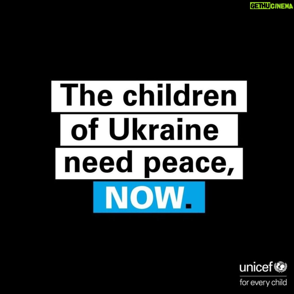 Sia Instagram - link in bio #nomorewar #peace #ukraine #unicef ❤️