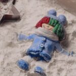 Sia Instagram - It's officially snow angel season ❄️❄️❄️ #EverydayIsChristmas - Team Sia