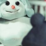 Sia Instagram - Get the Christmas fun started now with the behind the scenes of the Snowman video on youtube.com/sia ☃️ 💕 - Team Sia