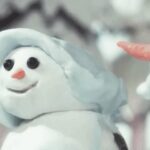 Sia Instagram - The new video for Snowman is guaranteed to leave a smile on your face 😊 Catch it premiering tomorrow at 8am PT/11am ET - Team Sia