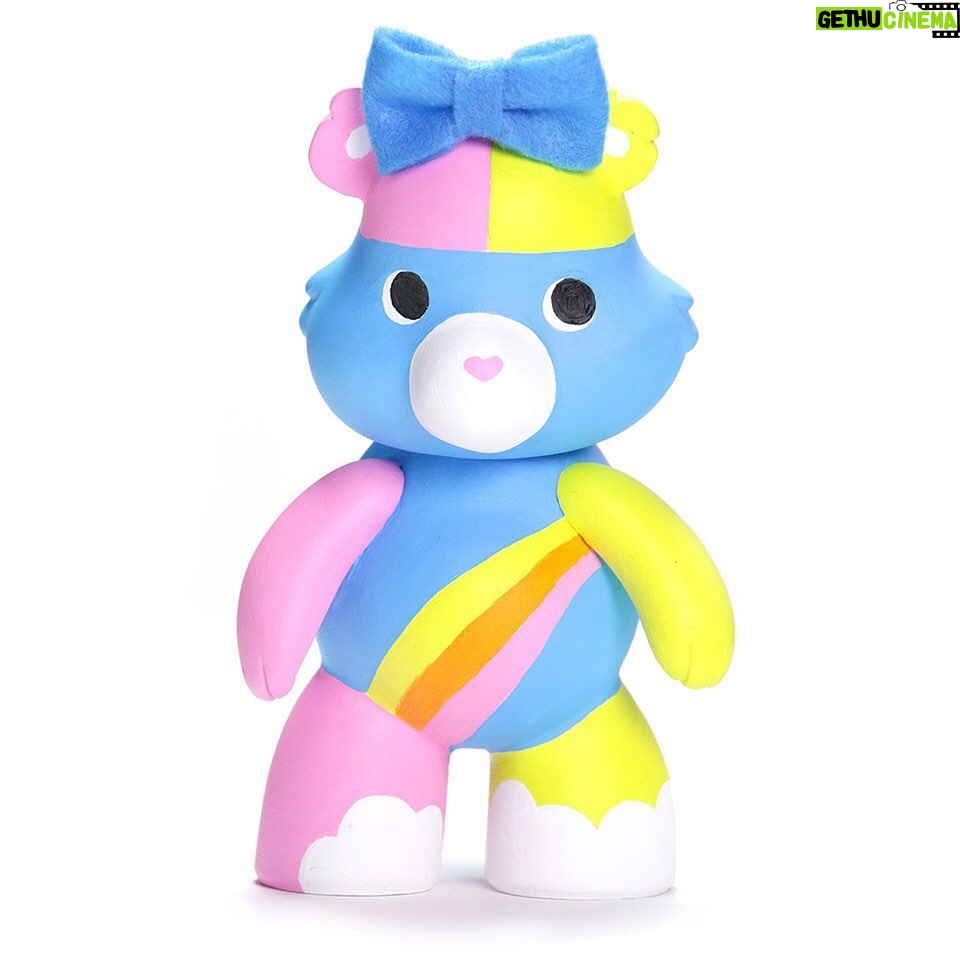 Sia Instagram - Sia's spreading the love with @carebears! 💫💕 In honor of #DayoftheGirl, bid on this one-of-a-kind bear designed with Sia. ✨ All proceeds benefit @CAREorg to help in the fight for bright & successful futures of girls everywhere! ebay.com/care - Team Sia
