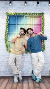 Siddharth Nigam Instagram - Yay! We've made the dance Reel together on #follow🎶 ✨🫶🎶 Now it's your turn to follow the steps and groove to the beat! Let's have a blast! Thank you @beatking_sumedh bhai for creating this dance Reel with me🤝❤️ Studio- @s3.mumbai Video shoot- @sagarfilms194 --- --- #dancechallenge #siddharthnigam #sumedhmudgalkar #thesiddharthnigam #followsingle #followbysiddharthnigam #trendingreels #trendingsongs
