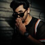 Siddharth Nigam Instagram - I'm absolutely thrilled to see that trending arrow next to your very own single! #Follow. I can't thank everyone enough for all the love and support. Let's keep grooving to the beat and spreading the joy!😍🎤🎶🤝❤️ Styled by - @mishti_k8 @anushkamakhija 📸- @smileplease_25 -- -- #siddharthnigam #thesiddharthnigam #followsingle #newsong #trending