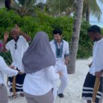 Siddharth Nigam Instagram - We had an absolutely incredible birthday celebration with the most extraordinary people at @radissonbluresortmaldives! We are immensely grateful for the tremendous effort put into cutting the cake and making it an unforgettable experience for us. Thank you from the bottom of our hearts!❤️🎂🏝️🌊 #birthdayboys #maldives Radisson Blu Resort Maldives