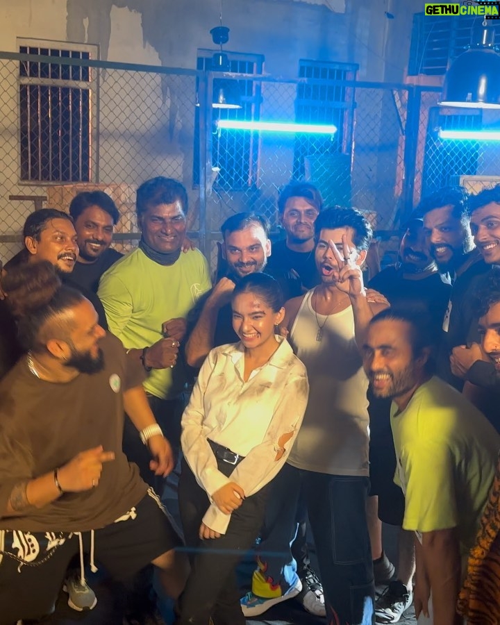 Siddharth Nigam Instagram - "2 million views π! π and Teri Aadat 2' rocking the YouTube trends at #7 has us on cloud nine! βοΈ Sharing a glimpse of the incredible journey behind the scenes β every sweat drop, every late night β all worth it for the love you've shown us. Your support means the world! β€οΈ And yes, that glass bottle break? Painful but epic. Remember, safety first β please don't attempt this at home. π«π₯ If you haven't caught the magic yet, link in bio! β¨πΆ #2millionviews #TeriAadat2 #BehindTheScenes"