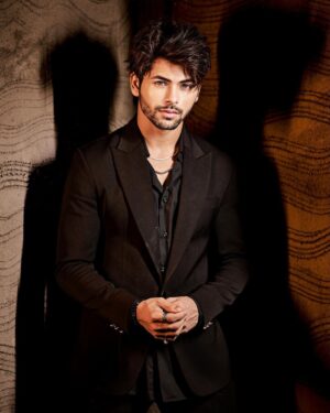 Siddharth Nigam Instagram - I'm nicer when i like my outfit 😌🔥
@amitkhannaphotography
