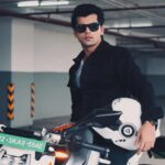 Siddharth Nigam Instagram - 🏍️❤️✨😎
