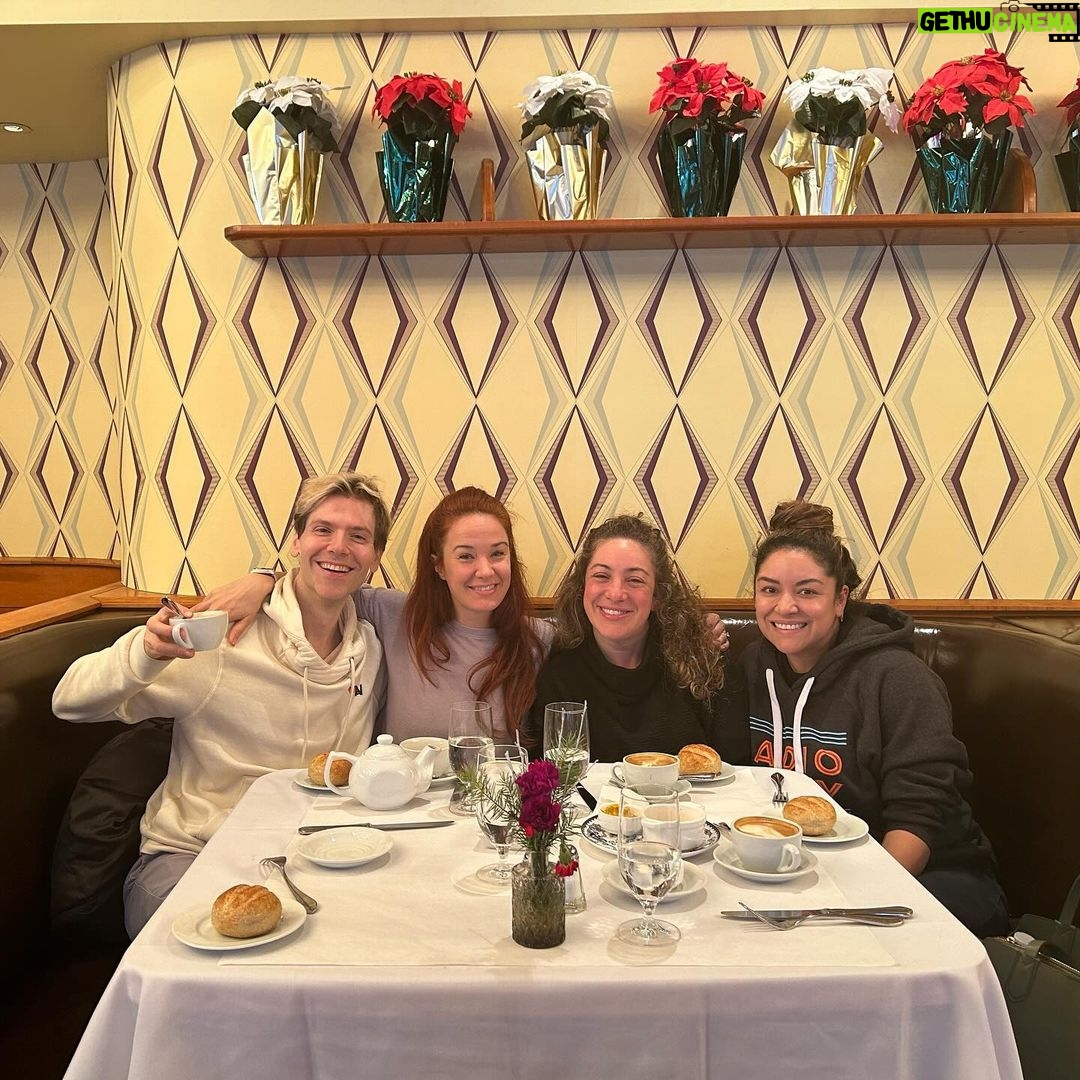 Sierra Boggess Instagram - BFFs having supermodel documentary hour wherever we go! These are my tried and trues! 🥹🥰🫢🌟🎄 Manhattan, New York