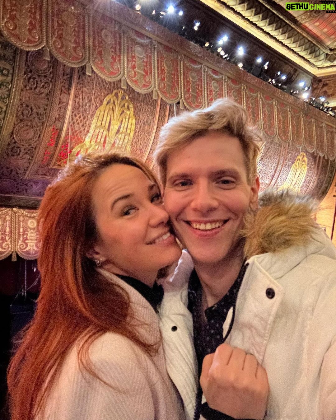 Sierra Boggess Instagram - First married valentines 💘 @stefanodafre surprised me to see @tinaamytour !!!!! 😭🤣♥️🏆 Beacon Theatre