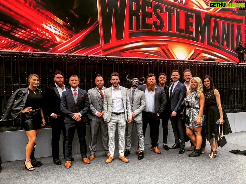 Simon Musk Instagram - Flashback Friday: Ahead of this weekends historic WrestleMania, some of the NXT UK crew at last years event in New Jersey #wwe #wrestlemania #nxtuk #ligero #rhearipley #gallus #tonistorm #jinny #davemastiff #travisbanks #kennywilliams #jordandevlin #andyshepherd #glenjoseph #flashbackfriday