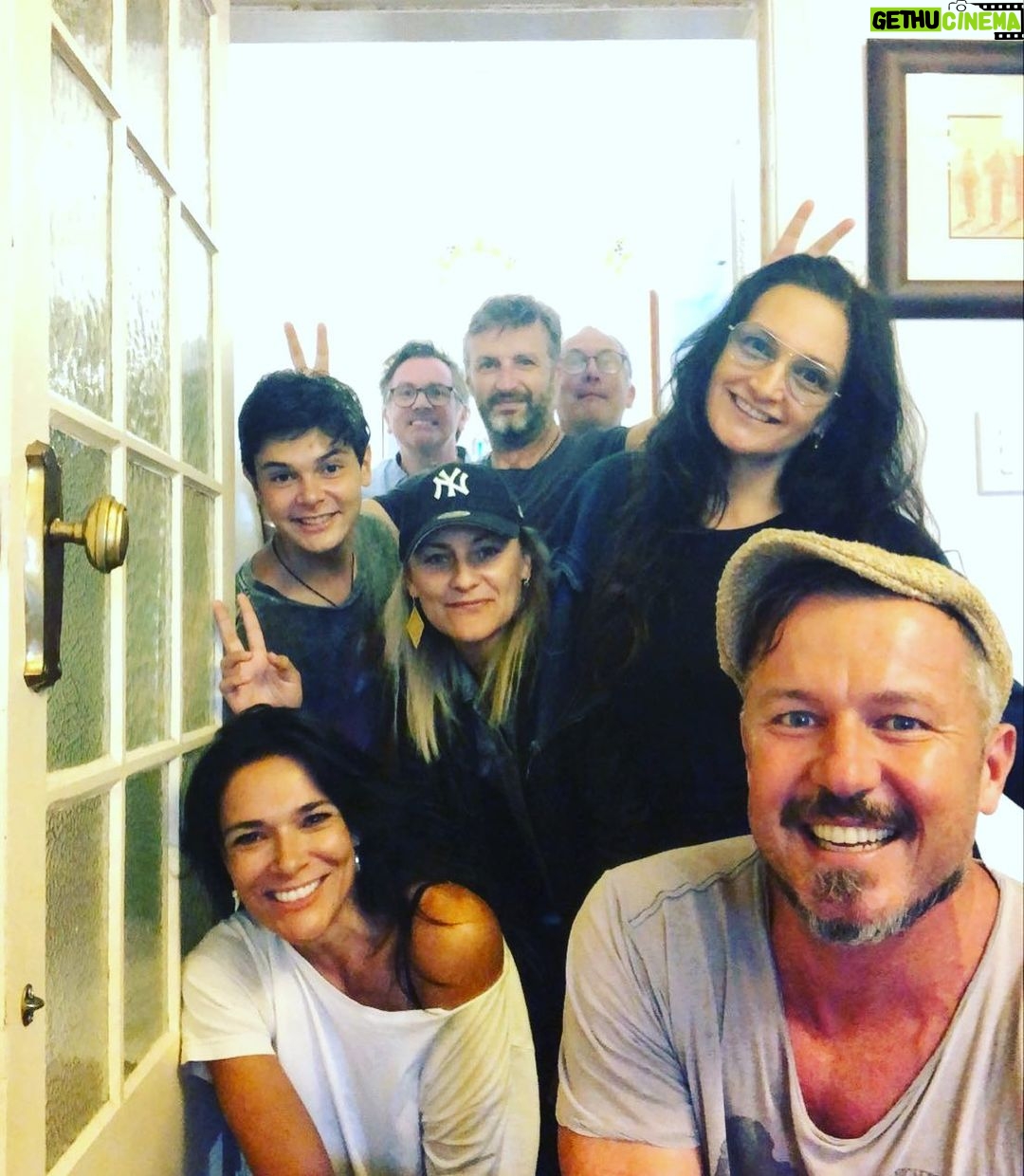 Simone Kessell Instagram - With people I love ❤️