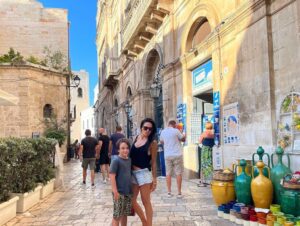 Simone Kessell Instagram - Polignano a mare💋I am crushing 🇮🇹