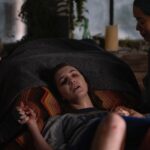 Simone Kessell Instagram - Episode 206 of @yellowjackets holy fuck 😱 I am crushing on my young cast right now ❣️I am so proud to be a part of this mighty ensemble! You are all brilliant and heartbreaking. The writing and direction is superb. Wow. @lizfgarbus 🙏🏽 #yellowjackets🐝