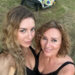 Sinem Kobal Instagram – Yaz 🌸🫠♥️ sürprizli 🥰 #ailealbümü Regnum Carya