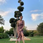 Sinem Kobal Instagram - 🌳🌸 one fine day ❣️