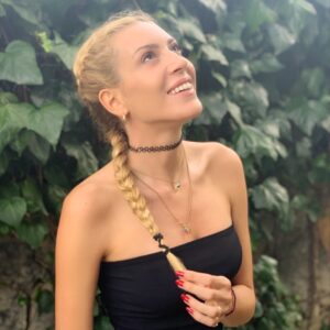 Sinem Kobal Instagram - 🎈