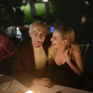 Sinem Kobal Instagram - BABAM ♥️