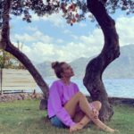 Sinem Kobal Instagram - 🌳 ☀️ #naturelovers ohh🌸