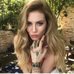 Sinem Kobal Instagram - 💜💋