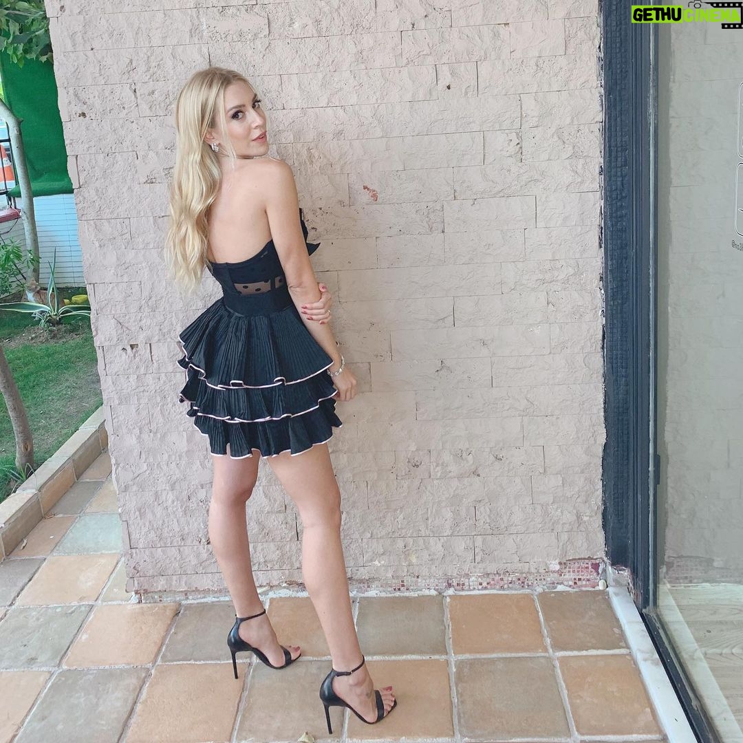 Sinem Kobal Instagram - About last night ✨