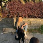 Sinem Kobal Instagram - 💜🥳