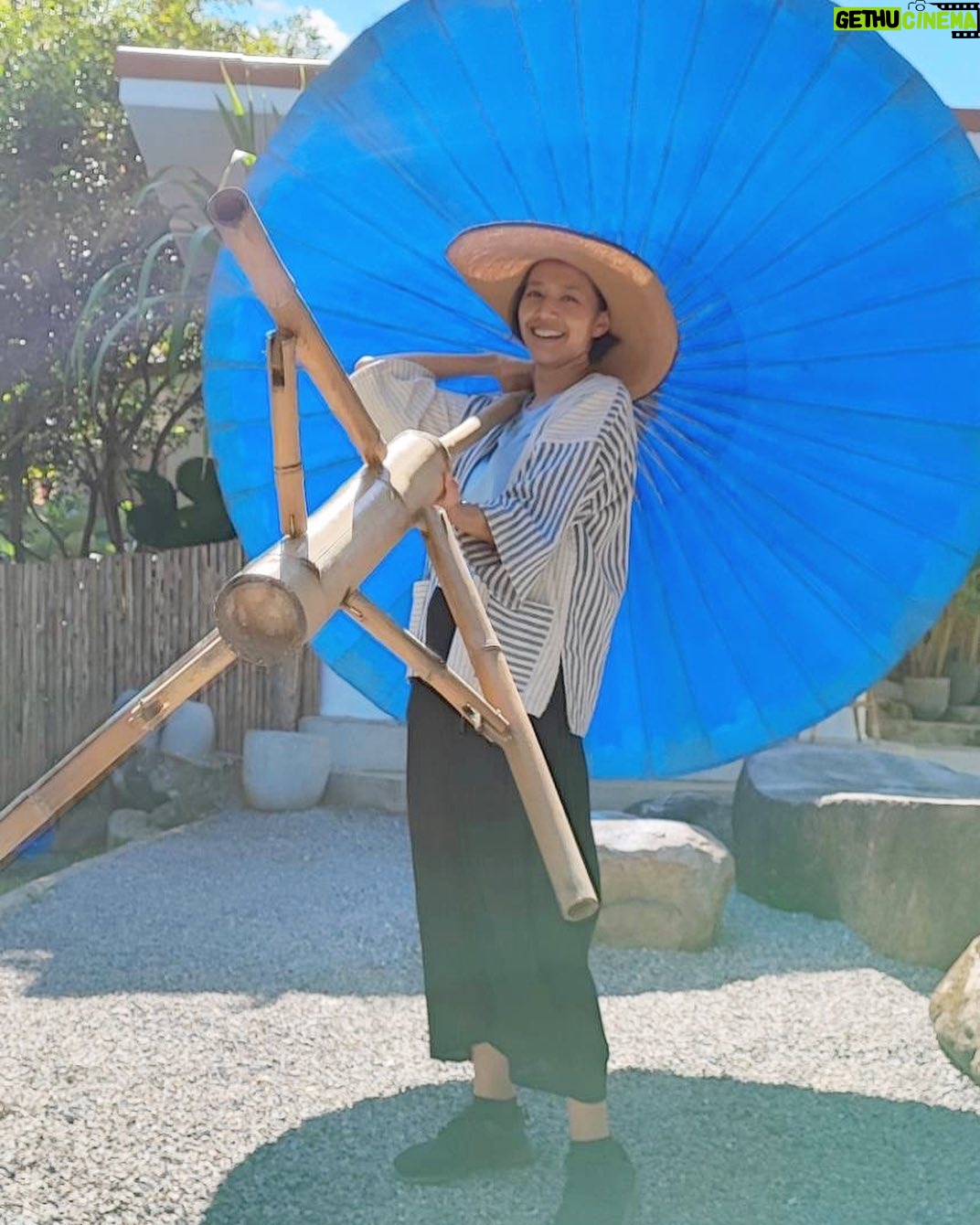 Siraphan Wattanajinda Instagram - สาว•กาง•จ้อง . กางยันเสา 🤣 แม่ริม เชียงใหม่