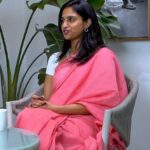 Siri Ravikumar Instagram - @makeupbyabhilasha Swalpa glow hacchi aita 🤣 . Swathi Maathu - Raj B Shetty and Siri Ravikumar in a candid conversation about the making of Swathi Mutthina Male Haniye Watch the entire video on AppleBox Studios YouTube channel #SMMHonNovember24 See You At The Movies 🍿 divyaspandana @rajbshetty @siriiravikumar @applebox.studios @lighterbuddhafilms #PraveenShriyan @midhunmuku @sync.cinema @balajimanohar @suryavasishta @rekhakudlig @jp.tuminad @snehassharma @gopalkrishna_dhruv karthik_krg @yogigraj @kabilanchelliah @sunayanasuresh @aanandaaudio @krg_connects @krgstudios