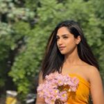 Siri Ravikumar Instagram - All the best to pretty @siriiravikumar ✨ Makeup by @glitterandglow.in @aashikagowda . #glitterandglow #siriiravikumar #bangaloremakeupartist #kannadamakeupartist Bangalore, India