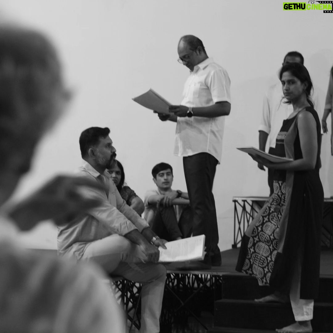 Siri Ravikumar Instagram - This is a play of a lifetime, role of a lifetime. Ever grateful to my director @grumpyoldbelawadi who always pushes us to do better, inspires us to imagine the great. What more could an actor ask for? Watch us transform into some amazing characters this week . 'Parva' a play in English Written by SL Bhyrappa Adapted and directed by Prakash Belawadi 19- 22 at Chowdiah Memorial Hall 10.30 am onwards. Book your tickets now!! @eneno.ase @watch.parva