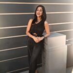 Siri Ravikumar Instagram - 🖤 . Styled by @mrignain Assisted by @kjain_1711