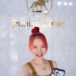 Sirinya Puengsuwan Instagram - ห่างหายไปนาน แวะมาทำ PRP ที่ @poniesclinic สะหน่อยยยย คุณหมอมือเบามากกก คุยเป็นกันเองด้วย กังวลตรงไหนปรึกษาได้หมดเลยย สบายใจ 🥰 #Riin_Poriin #poniesclinic