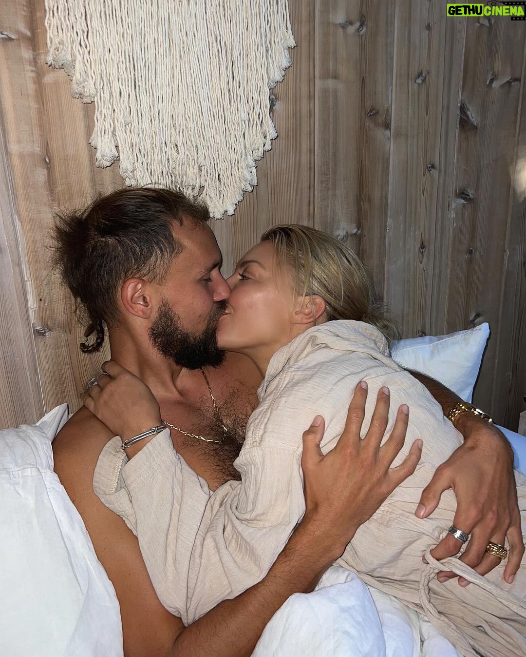 Sisse Marie Instagram - Happy Valentine’s Day! ♥️ I have to be honest; this day doesn’t normally hold a lot of meaning for me, but I love to love! So today, I want to share a little love story with you all. Back in 2021, I met Alexander in Los Angeles. Right from the beginning, it felt like we were supposed to meet. We are both from northern Denmark. Alexander is from a little village with fewer than 500 people. My family has a vacation house there, and I spend many summers in Blokhus. I grew up in another small village 30 minutes away. After a short while, we discovered that Alexander’s Onkel lives in my grandparents’ house where I spend so much time with my farmor and farfar. His other uncle created my first Album cover, banners for my first tour, etc., and the list goes on. We never met in Denmark! We ended up living together and were best friends for more than a year with no romantic interest (our stories might differ a little here) 😅. We were both going through a tough time and supported each other through the hardship. I guess Alexander somehow always knew that there was more to it than best friends, but I didn’t. He has told me later that it was the most patient he’s ever been. One day, everything changed, and we were both ready for this adventure to unfold. We just got a new dream house and are expecting a baby girl. Alexander is the sweetest, most brainy, creative soul I have ever met. I feel so safe and seen. Never has a relationship been this easy. To wake up with your best friend who is just as crazy as you every day is a freaking miracle. For this to happen, we both had to learn to love and respect ourselves first. So grateful we both did that work. I love you so much, Sander! ♥️ Thank you for being you!! The only bad thing is that I got my hick twang back when speaking Danish. #love #valentines #denmark #couple #la