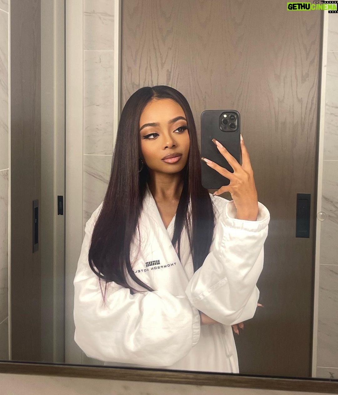Skai Jackson Instagram - Another @cacharelparfums dump. Last one I promise 🥰 Los Angeles, California