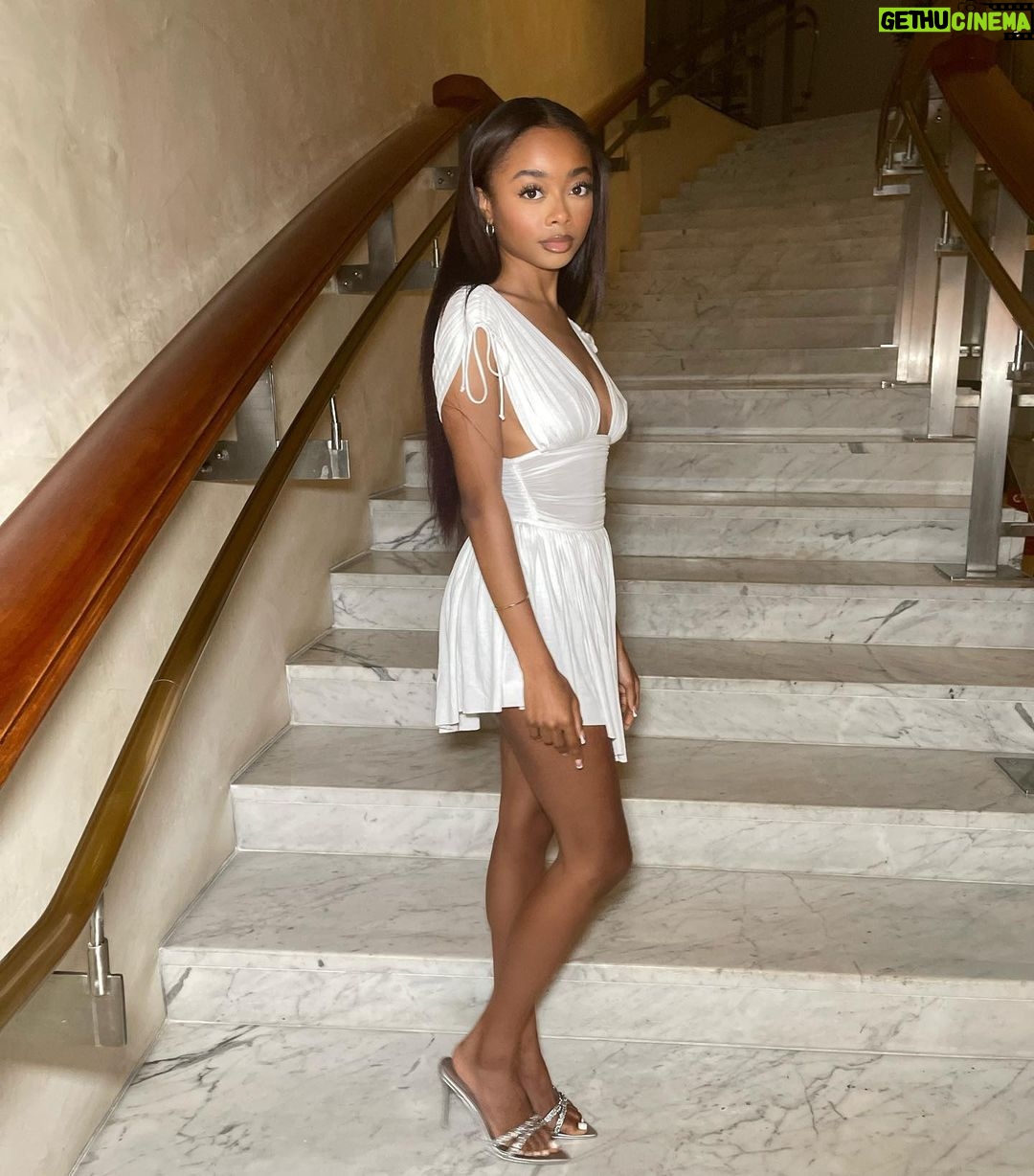 Skai Jackson Instagram - Thank you @nobumiamibeach 🤍 Nobu Hotel Miami Beach