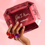 Skai Jackson Instagram - @cacharelparfums ♥️💄 Get in the Holiday spirit alongside @skaijackson and our Yes I Am gift set because the brightest month of the year is finally upon us! 💎 #Cacharel #CacharelParfums #Fragrance #Perfume #YesIAm #Holidays