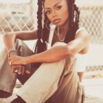 Skai Jackson Instagram - Ms. Jackson! my tribute to an icon 🤎 #STYLEDbyMonicaRose 📸 @jpwphoto / film: @jamal.peters hair @hair4kicks makeup @brandyallen hair provided by @thevirginhairfantasy creative @kiyacole