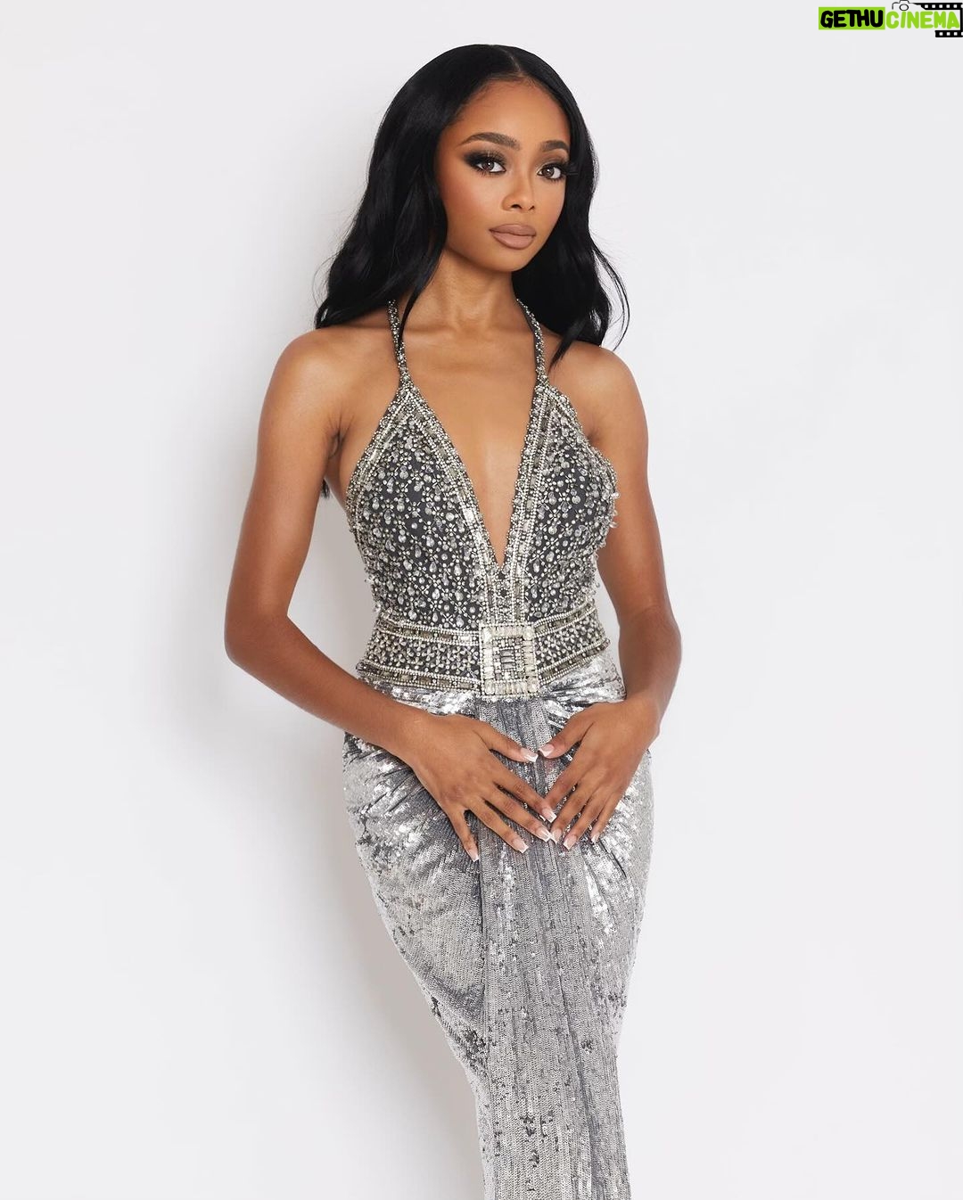 Skai Jackson Instagram - Thank you @goldenglobes 🤍