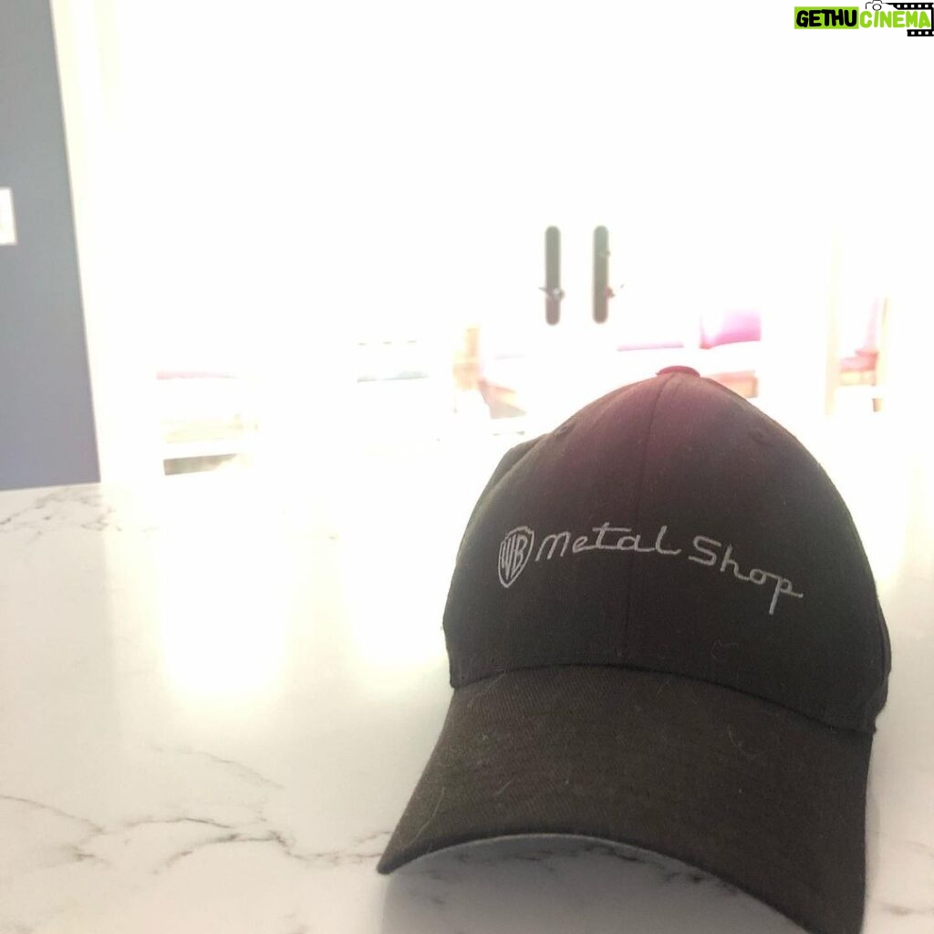 Skeet Ulrich Instagram - This was Luke’s favorite hat...he left it on my kitchen counter a week before he passed. We talked several times that week about getting it back to him. Luke, you left WAY more than a hat! We miss you and keep you in our hearts every single day. Thank you for all you gave the world, tonight is for you 🙏❤️
