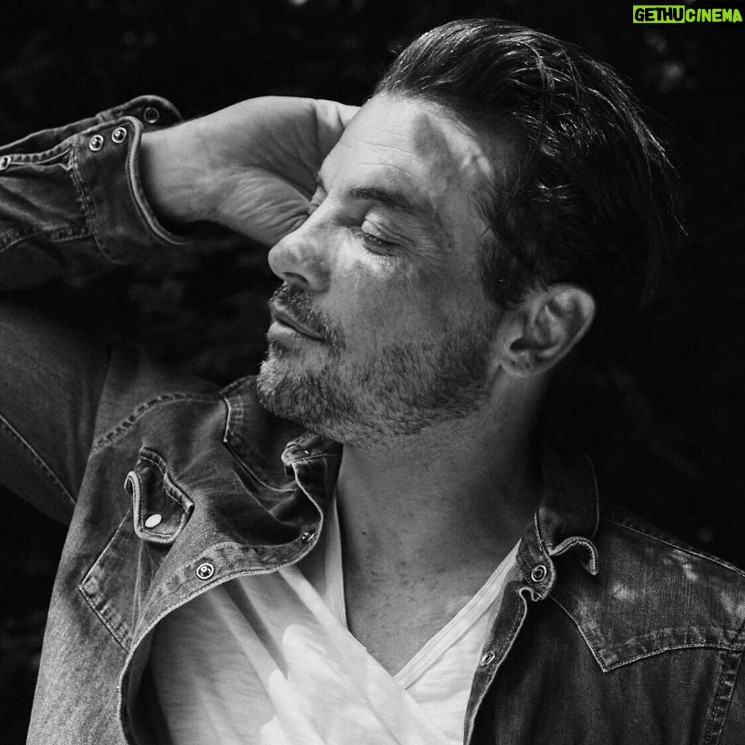 Skeet Ulrich Instagram - Power nap!!! 😜