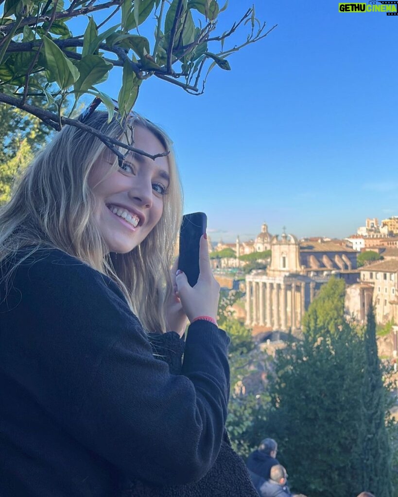 Skye Nicolson Instagram - The unseen Rome pics that no one asked for xoxo 😂 Rome, Italy