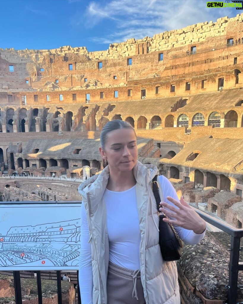 Skye Nicolson Instagram - The unseen Rome pics that no one asked for xoxo 😂 Rome, Italy