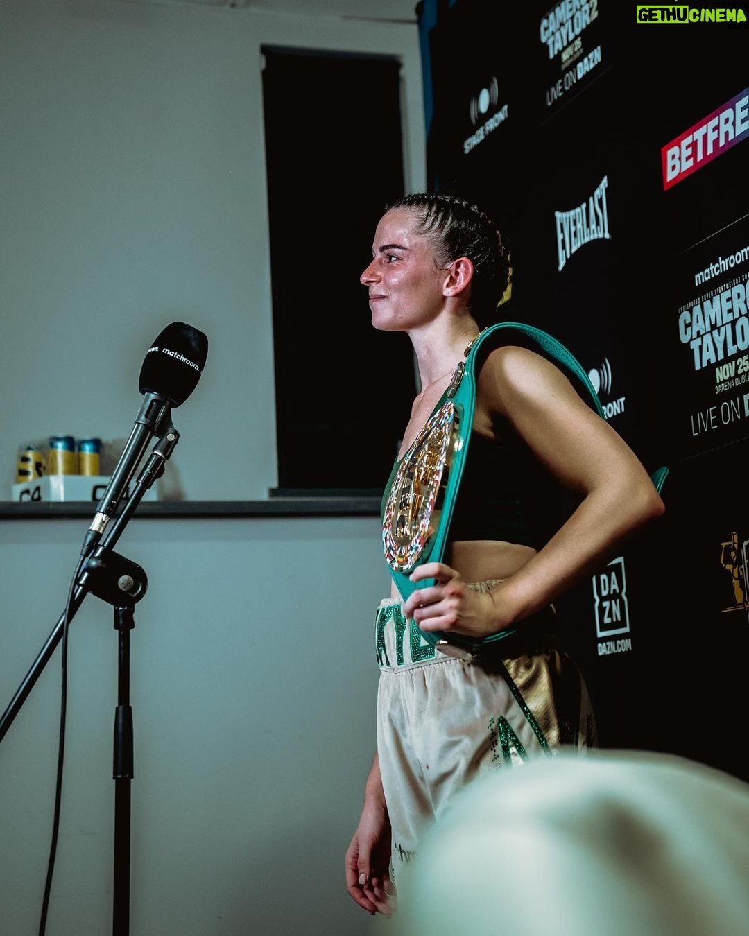 Skye Nicolson Instagram - Fight night photo dump 2 🥹❤️ Dublin, Ireland