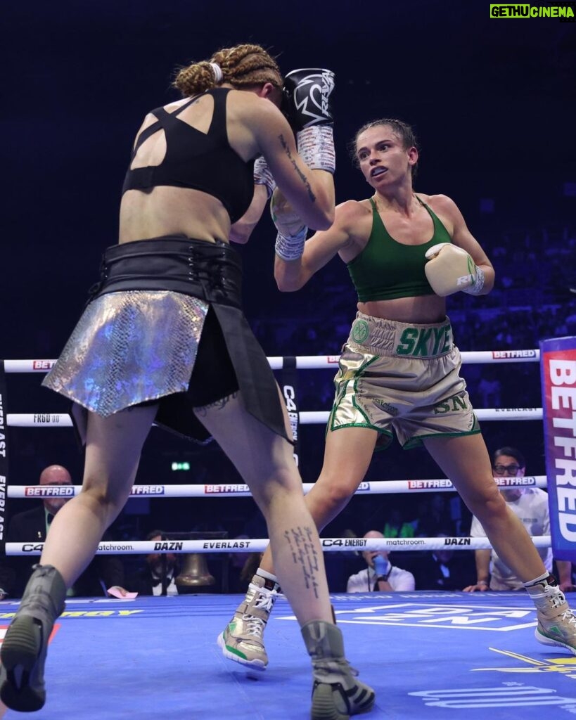 Skye Nicolson Instagram - Fight night photo dump 2 🥹❤️ Dublin, Ireland