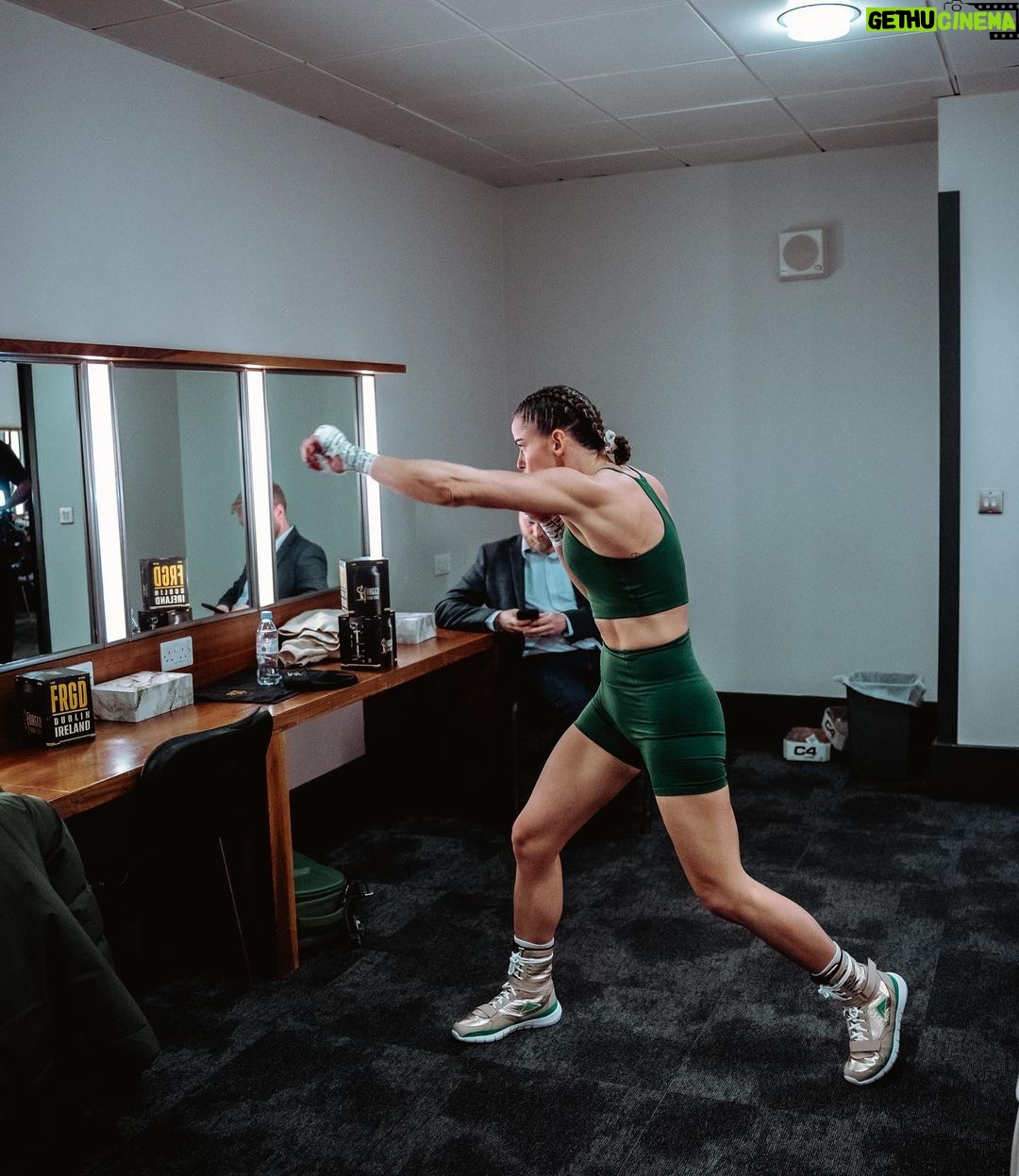 Skye Nicolson Instagram - Fight night photo dump 1 🤭 Dublin, Ireland